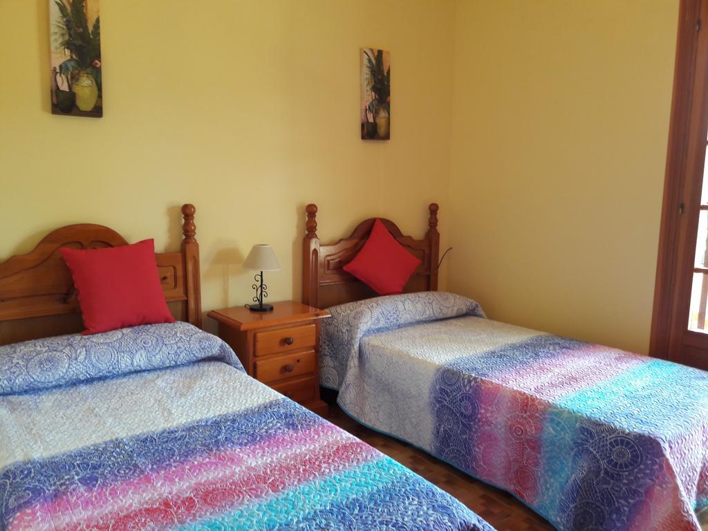 Apartamentos Vista La Maroma Viñuela Eksteriør billede