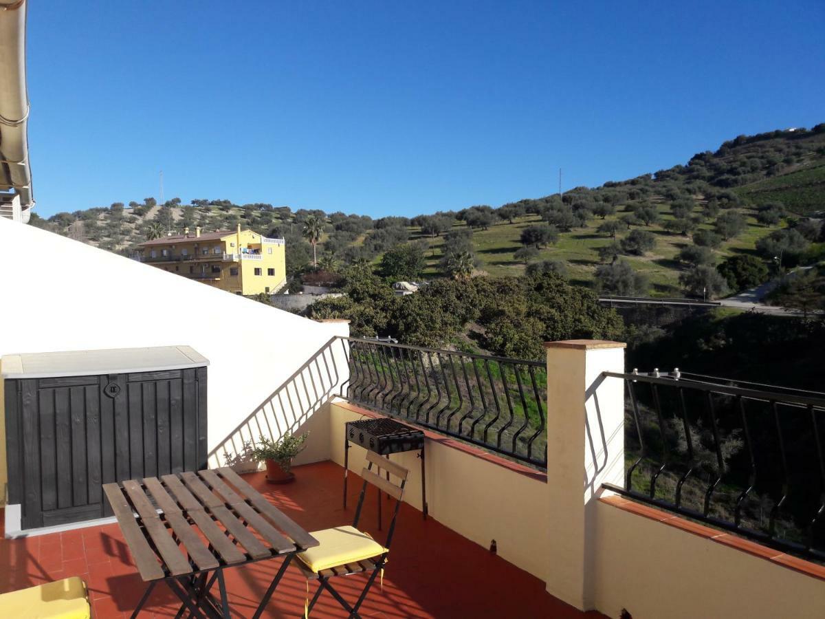 Apartamentos Vista La Maroma Viñuela Eksteriør billede